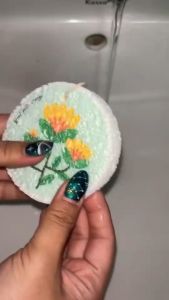 เชือกห้อยใจ ฟองน้ำ ฟองน้ำเยื่อไม้ไผ่ หนา3ชั้น 8×8ซม คละลาย เกรดA นุ่มมือ พองน้ำได้ ล้างจาน เช็ดอื่นๆ