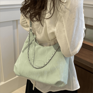 Casual Large Capacity Tote Bag for Women Commuting Shoulder Bag Fashionable Crossbody Bag Summer 2024 New Style Student Bag