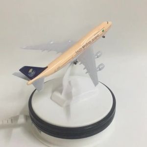 Mô Hình Máy Bay Boeing 747 JASON TUTU 20CM Chất Liệu Kim Loại Đúc Tỷ Lệ 1/300 Quà Tặng Sưu Tầm Dành Cho Người Từ 14 Tuổi Trở Lên Chủ Đề Ả Rập Xê Út