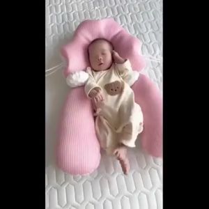 Anti-Flat Head Pillow: A Guide to Newborn Baby Sleep Aid
