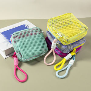 กระเป๋าแต่งหน้าตาข่ายสีโดปามีน 1 ชิ้นน่ารักมีสไตล์แบบพกพาน้ําหนักเบาแห้งเร็วระบายอากาศได้ Minimal Essential กระเป๋าเครื่องสําอาง