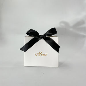 Free Shipping White Mini Candy Box Baby Shower Gift Packaging Boxes Candy Bags Wedding Favors Christmas Birthday Party Decor