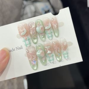 เล็บแต่งตัวด้วยมือ Pure Handmade Wearable Nail Art ลายแอปเปิ้ลสีเขียวลายผีเสื้อ ประดับเพชร ตาแมว น่ารัก สดชื่น สไตล์เรียบง่าย หวาน แฟชั่น