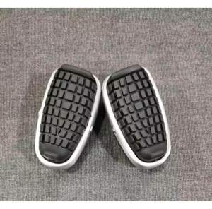 X1R UNIVERSE MOTORCYCLE FRONT FOOTREST Y15 Y16 RSX EX5 WAVE LC135 FRONT FOOT REST RUBBER CNC MADE VIETNAM FOOTREST LIPAT PEMIJAK KAKI DEPAN Y15ZR Y16ZR RSX150 RS150 LC SYM BENELLI VF3I RFS150 WMOTO