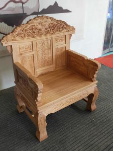 Chinese Style Master Chair Old Elm Wood Carved Flower Single Person Sofa Boss Chair Solid Wood Traditional Single Chair