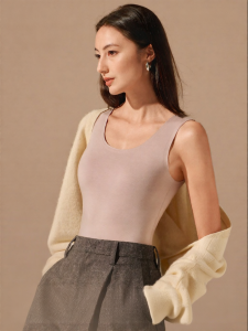 ManiForm | Wool Padded Seamless Warm Vest Built-in Bra