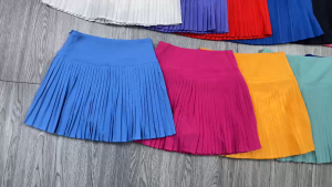 Chân váy xếp ly nhỏ thể thao nữ tập pickleball tennis cầu lông chất si gió co giãn nhẹ có lót đùi bảo hộ BINSPORTS Q218