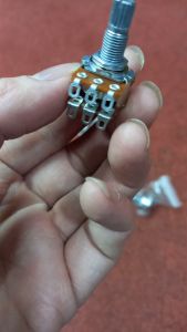 Chiết Áp Hai Lớp Cho Guitar. MN250K MN500K