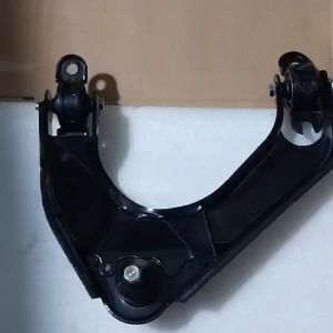 Cánh gà sau Daewoo Magnus. Càng A Magnus cao cấp.