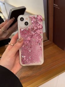 Pink Sakura Cherry Blossoms Liquid Quicksand Phone Case untuk iPhone 16 & 15