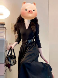 LIRUSHAN | Đầm cổ V kiểu Pháp sang trọng phong cách Hepburn
