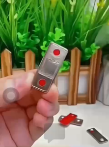 NAM CHÂM MIẾNG. LOẠI GẮN CỬA LÙA CỬA TRƯỢT TỦ BẾP chăc chắn CÓ KÈM ỐC. 801.1194