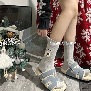 รองเท้าคู่รักแนวสตรีทสไตล์ญี่ปุ่นลายหมีน้อยโดมอนน่ารัก INS ถุงเท้ายาวครึ่งแข้งสุดฮิตไอเดียสร้างสรรค์สำหรับผู้หญิง