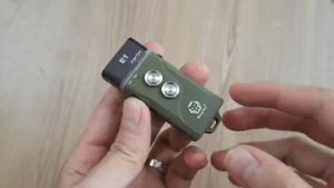 Đèn pin móc khóa Rovyvon E1 nhỏ gọn. đa năng siêu sáng