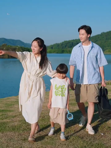 [พร้อมส่ง] โต๊ะแคมป์ปิ้ง โต๊ะสนาม อลูมิเนียม พับได้ อุปกรณ์แคมป์ปิ้ง 120/150/90CM เลือกได้หลายสี รับน้ำหนักได้ถึง 300กก