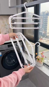 ไม้แขวนเสื้อแบบปรับขนาดได้ ราวแขวนผ้าเช็ดตัวแบบพับได้ ประหยัดพื้นที่ ราวตากผ้าพลาสติกแบบหมุนได้สำหรับระเบียงตู้เสื้อผ้าในบ้าน