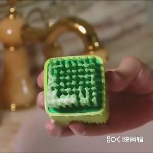 Margaux Louisse Finds: Durable Cleaning Brush & Soft Laundry Tool