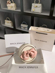 British Style Commuter Womens Bag Leather Bucket Shape Shoulder Crossbody Bag with Large Bow Tie Fashionable And Versatile