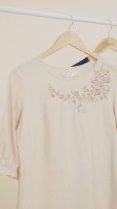 Áo kiểu trung niên thiết kế tôn dáng chất liệu Tơ Thái cao cấp AN4Y0331 Thời trang Thiều Hoa