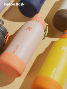 [p49 Name Engraving] Keepe Flask Premium Insulated Tumbler Hot and Cold Double-Wall Stainless Steel Water Bottle Hydration Drink with Free Silicone Boot