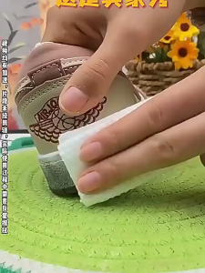 80ชิ้นทำความสะอาดแบบใช้แล้วทิ้งกำจัดรอยเปื้อนผ้าเช็ดรองเท้ารองเท้า ผ้าเช็ดทำความสะอาดรองเท้าแบบพกพา ผ้าเช็ดทำความสะอาดรองเท้าแบบเปียก