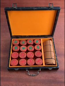 Cờ Tướng Gỗ Sồi Quân Cờ 4.8cm + Bàn Cờ Tướng Bằng Vải Da Lộn + Hộp Đựng Cờ Tướng Làm Quà Tặng Cao Cấp - VIP01