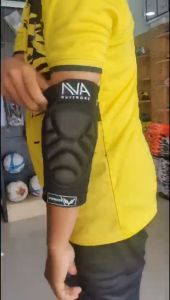 Set Pelindung Elbow & Kneepad AVA - Warna Hitam Putih Bahan Spandeks untuk Olahraga Futsal Sepakbola Volly