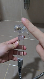 Vòi xịt vệ sinh bộ vòi xịt tolet nhựa ti thau siêu mạnh