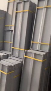 Kệ Sắt V lỗ 2 Tầng CÓ BÁNH XE .RỘNG 30CM X DÀI 60CM ĐẾN 150CM X CAO NHIỀU KÍCH THƯỚC