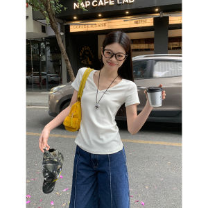 เสื้อยืดคอกลมแขนสั้นผ้าฝ้ายแท้ทรงเข้ารูปสำหรับผู้หญิงในช่วงฤดูร้อน ความยาวปกติ ทรงเข้ารูป เสื้อยืดคอกลมแขนสั้น