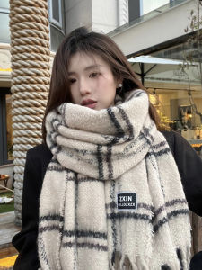 2023 New Plaid Tassel Scarf Student Heattech Polyester Fiber Winter Accessory K-style Rectangle Scarf/Silk Scarf for Females