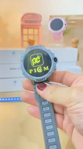 Đồng Hồ Thông Minh Định Vị PICOM P93 Lắp Sim Nghe Gọi Độc Lập Video call+ tải ứng dụng + định vị + xem phim + lướt web