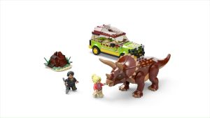 LEGO Jurassic World 76959 Triceratops Research Building Toy Set (281 Pieces) Mainan Balok (8 Tahun+)