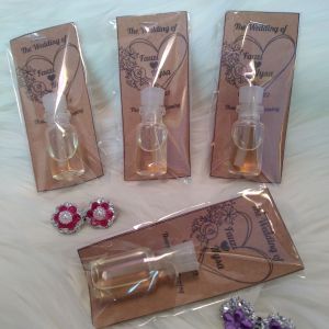 100 Pcs Souvenir Parfume 100 Pcs Souvenir Parfume