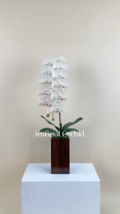 กระถางกล้วยไม้ประดิษฐ์ กล้วยไม้ฟาแลนช่อยาวจัดในกระถางไม้