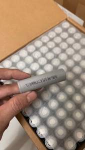 Pin 18650 Ls-Lisen 2000mah xả 10c new