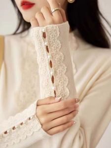 เสื้อสเวตเตอร์ถักคอปกสูงแบบฝรั่งเศสสไตล์ฮีเบอร์นี่ ดีไซน์เก๋ไก๋ ทรงบาง สีพื้น กระดุมเพชร ชั้นใน เสื้อผ้าทำงาน