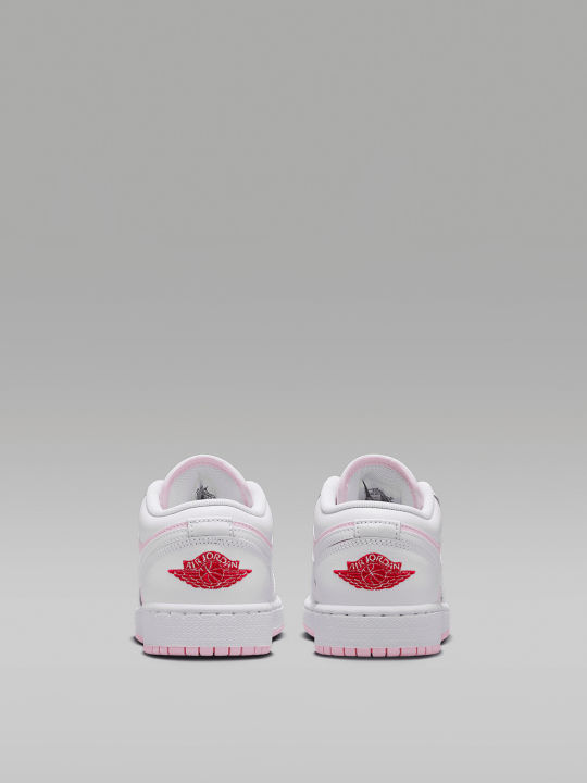 Nike%20%7C%20Gi%C3%A0y%20B%C3%B3ng%20R%E1%BB%95%20Phong%20C%C3%A1ch%20Retro%20Cho%20B%C3%A9%20G%C3%A1i%20-%20Image%205