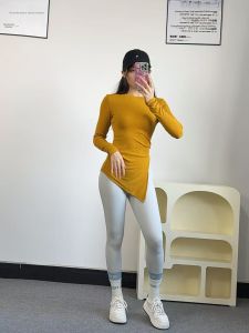 SKINOFSKIN | Long Sleeve Butt-Covering Yoga Top with Side Slits Loose