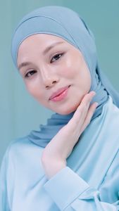 WARDAH Gel Moisturizer Indonesia: Pelembab Wajah dengan Arbutin, Hyaluron & Pentavitin