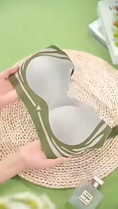 45-85kg Bra Tipis dengan Efek Mengangkat dan Anti-Kendur Bra Olahraga dengan Penyangga Lembut Bra Tanpa Jahitan yang Dapat Disesuaikan Bra Yoga Tanpa Kawat dengan Efek Mengangkat dan Anti-Guncangan IFN