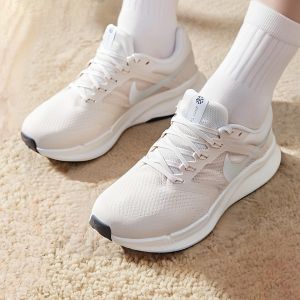 Nike | Giày Đệm Tập Chạy