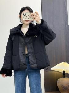 เสื้อแจ็คเก็ตขนเป็ดสั้นทรงหลวมสำหรับผู้หญิงในฤดูใบไม้ร่วง/ฤดูหนาว ผ้าขนสัตว์ผสมขนสัตว์ ปกขนสัตว์ แขนยาว ปกติ