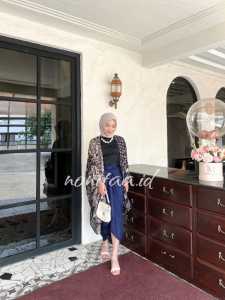 Setelan baju Setelan baju kondangan