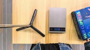Bộ Cắt Tóc Không Dây Sạc USB Barber Clipper 2025 Kèm Màn Hình LCD Thiết Kế rồng/Phật Chuyên Nghiệp Cắt Sát 0mm Dành Cho Người Lớn