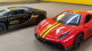 จำลองโมเดลรถ 1:43 ทำจากวัสดุโลหะผสมเด็กรถรุ่นของเล่นประตูเปิดคู่ของเล่นเด็ก มีของพร้อมส่ง