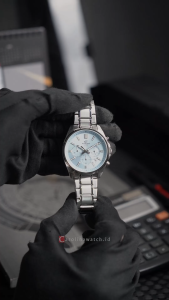 Jam Tangan Pria Casio Edifice Chronograph EFV-650D-2B Blue Dial Silver Stainless Steel Strap