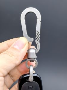 High-End Thickened Titanium Alloy Universal Joint Key Ring Pure Titanium Durable Anti-Loss Quick Hang Waist Key Ring Circle Engraving