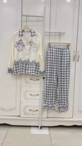 Pijama lụa tay dài mac Lona chất mềm mịn