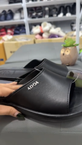 H รองเท้าแตะ ADDA รองเท้าผู้ชาย รองเท้าพื้นหนา สี สีดำ Size 7-10 รุ่น 13BOO